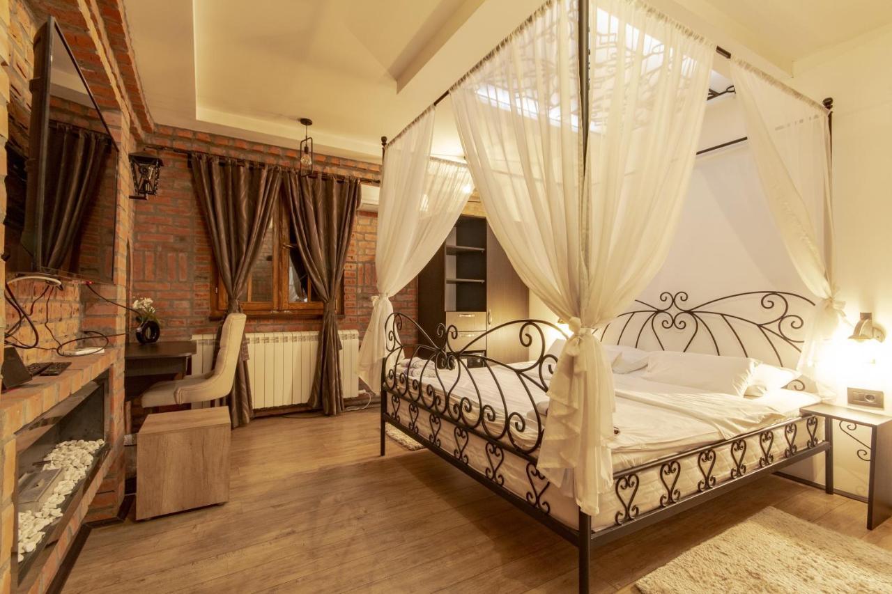 Madison Inn Suites - Wilson'S Square Belgrad Exteriör bild