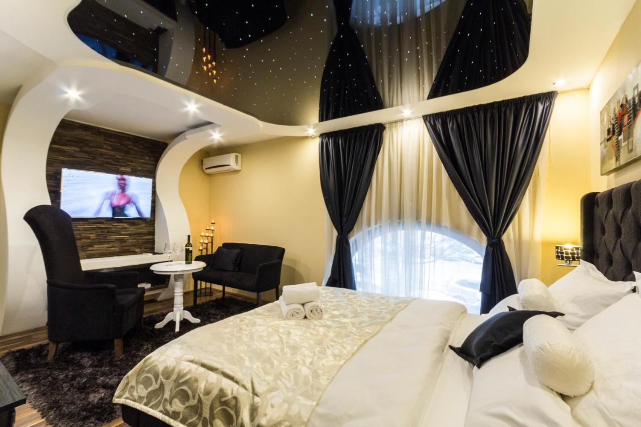 Madison Inn Suites - Wilson'S Square Belgrad Exteriör bild