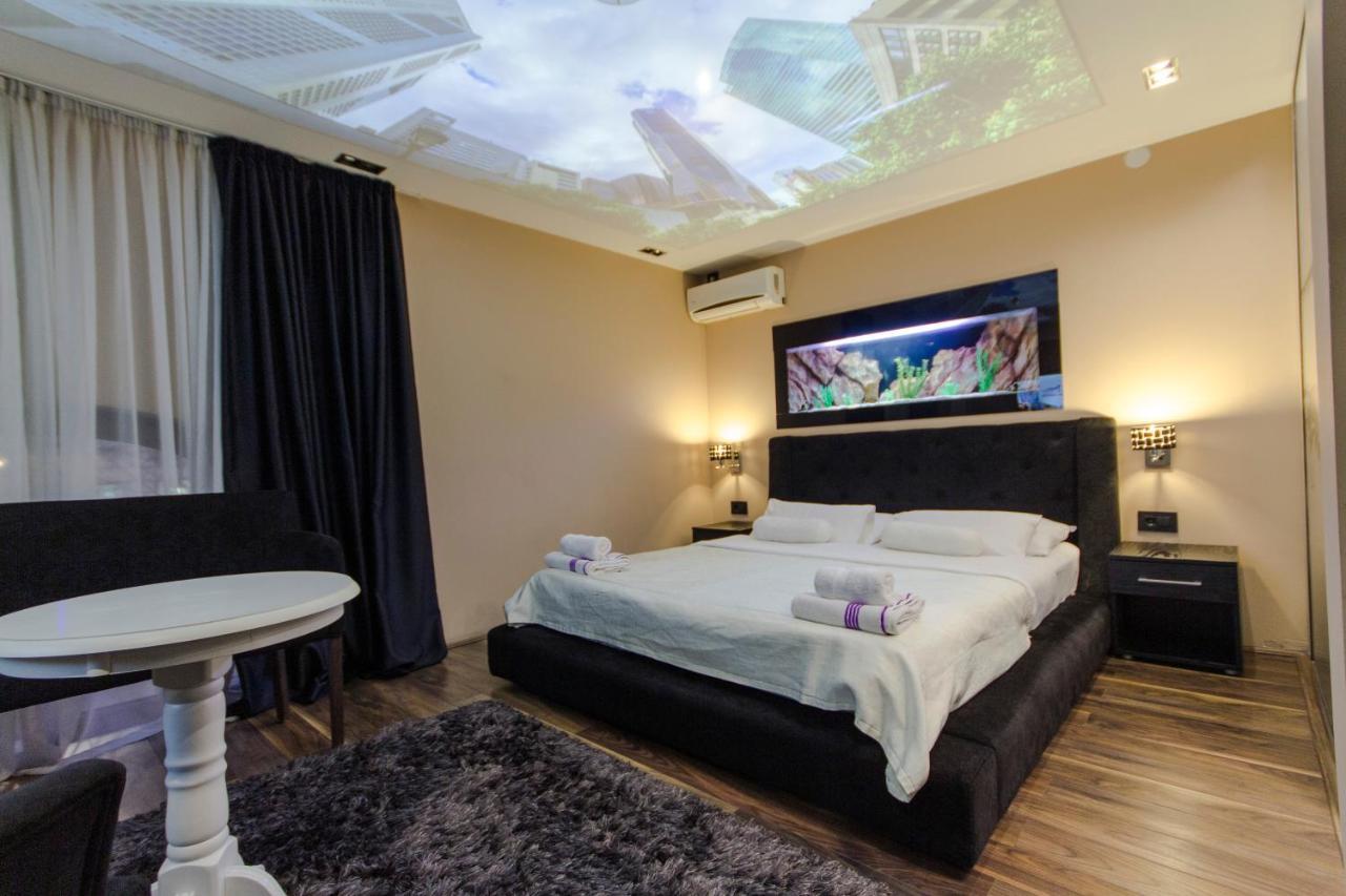 Madison Inn Suites - Wilson'S Square Belgrad Exteriör bild