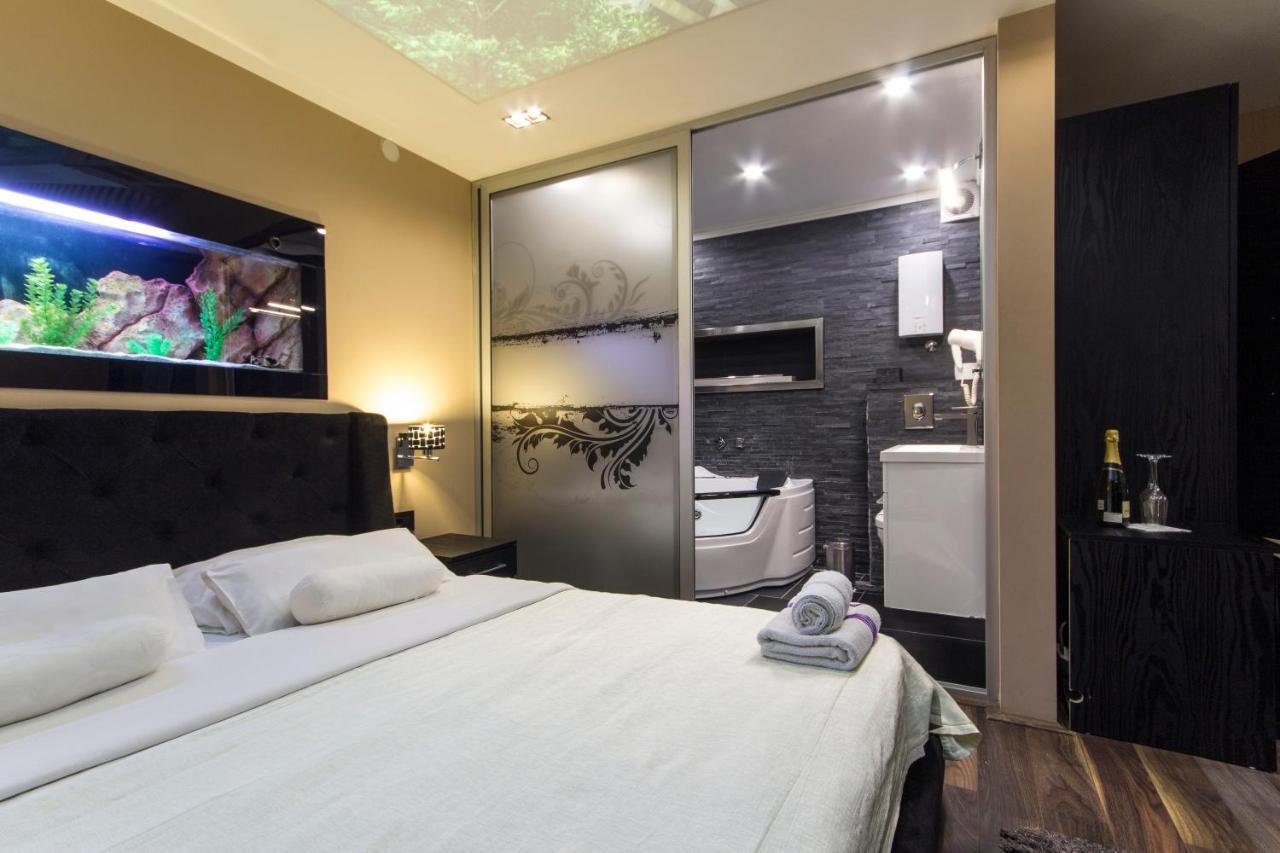 Madison Inn Suites - Wilson'S Square Belgrad Exteriör bild